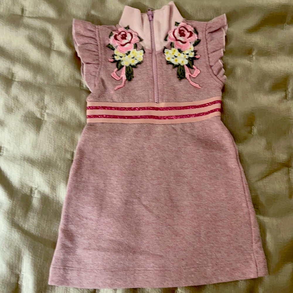 Beautiful dress for girl !